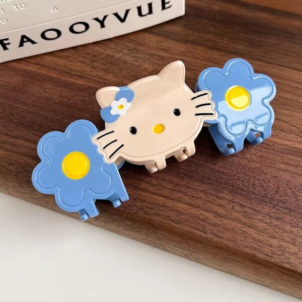 Hello Kitty Blue Hair Clip - Image 3