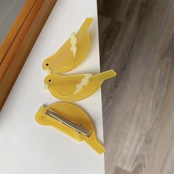 Canary Mini Hair Claw - Image 2