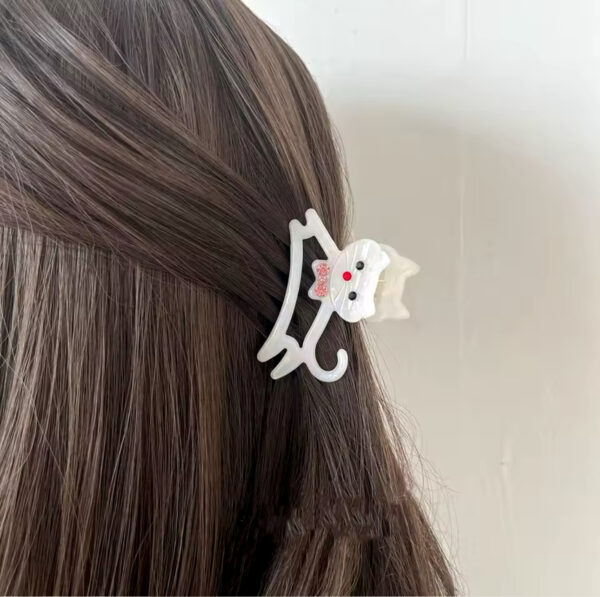 White Diamond Cat Hair Clip - Image 3